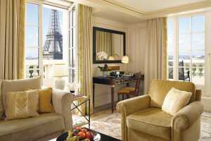 Shangri – La Hotel Paris