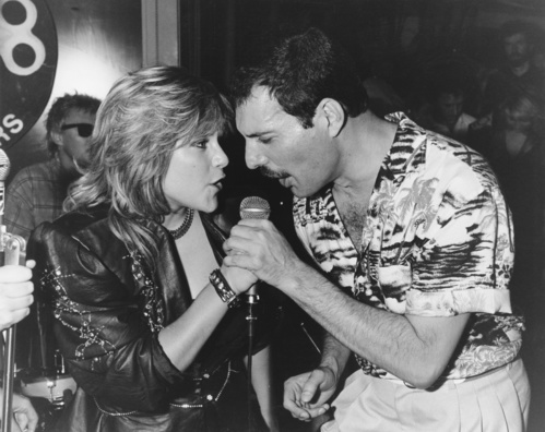 Freddie Mercury & Samantha Fox-1986
