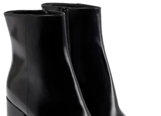 20 najljepših gležnjača za jesen i zimu VALENTINO GARAVANI crne gležnjače sa znakom na blok peti.