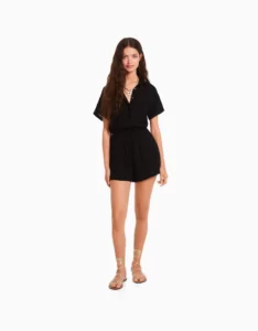 Najbolji kombinezoni sezone 3 Bershka crni kombinezon