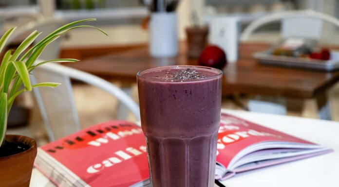 Smoothie recepti za zdrav početak dana smoothie ljubicasti i casopis