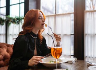 Valentinovo za samce: Kako provesti dan ljubavi bez stresa i pritiska valentinovo samci