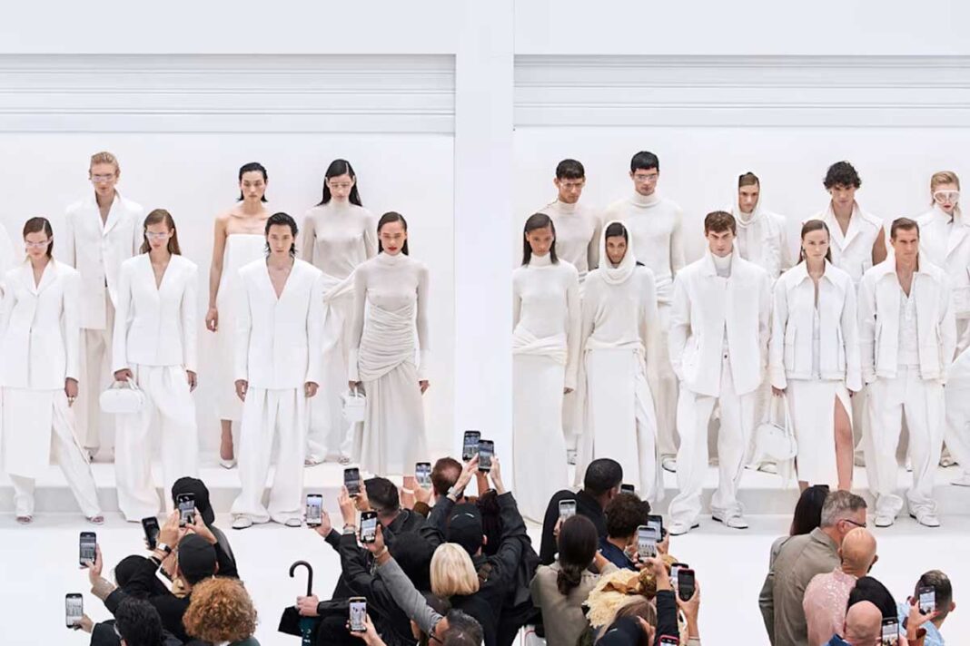 Ferrari proljece ljeto 2026 naslovna