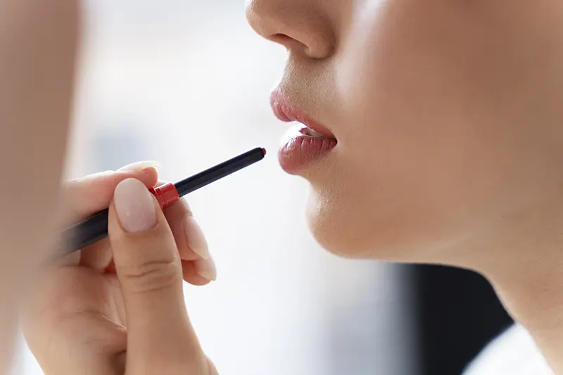 Kako na prirodan naćin povećati usne: trikovi koji stvarno djeluju 8 Usne make-up